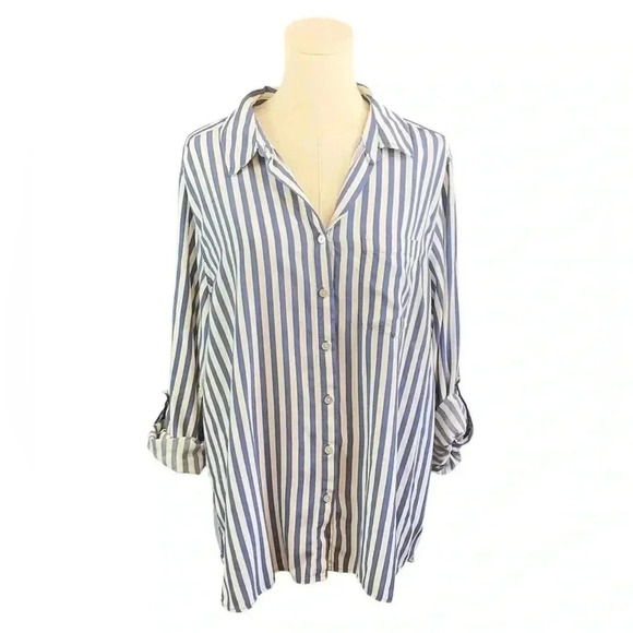 Jane & Delancey Striped Button Up Shirt with Buttons on Back/Front. - Picture 2 of 5